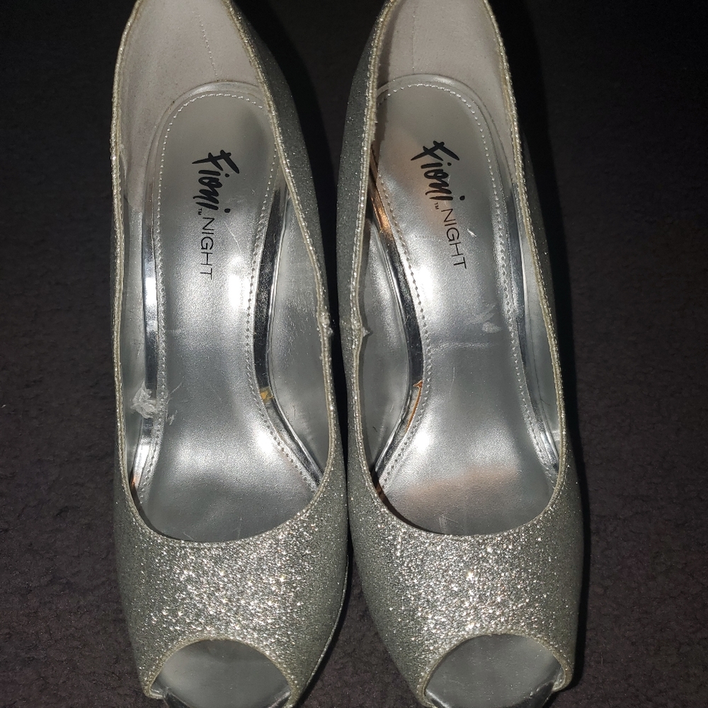 Elegant Glitter Peep-Toe Heels